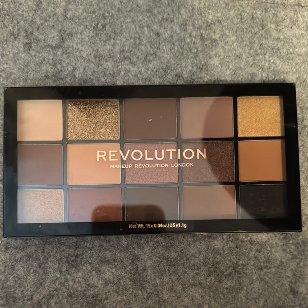Revolution Eyeshadow Palette - Rich Browns and Golds
